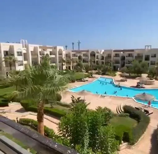 Luxus Designer In Sunny Lakes 2 Ganz Nah Am Zentrum Naama Bay 75 M2 Direkt Am Pool - 2 Bakone Obergeschoss Bis Zu 5 Personen Buchbar