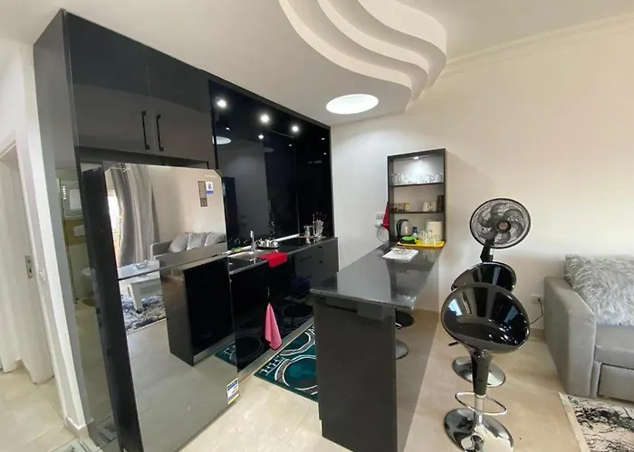 Luxus Designer In Sunny Lakes 2 Ganz Nah Am Zentrum Naama Bay 75 M2 Direkt Am Pool - 2 Bakone Obergeschoss Bis Zu 5 Personen Buchbar * Şarm El-Şeyh